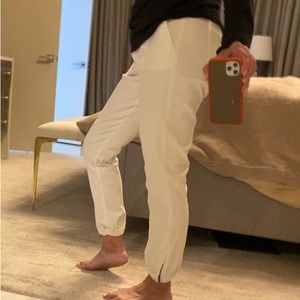 Paige white jeans jogger